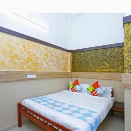 Moon Rooms Kochi Esterno foto